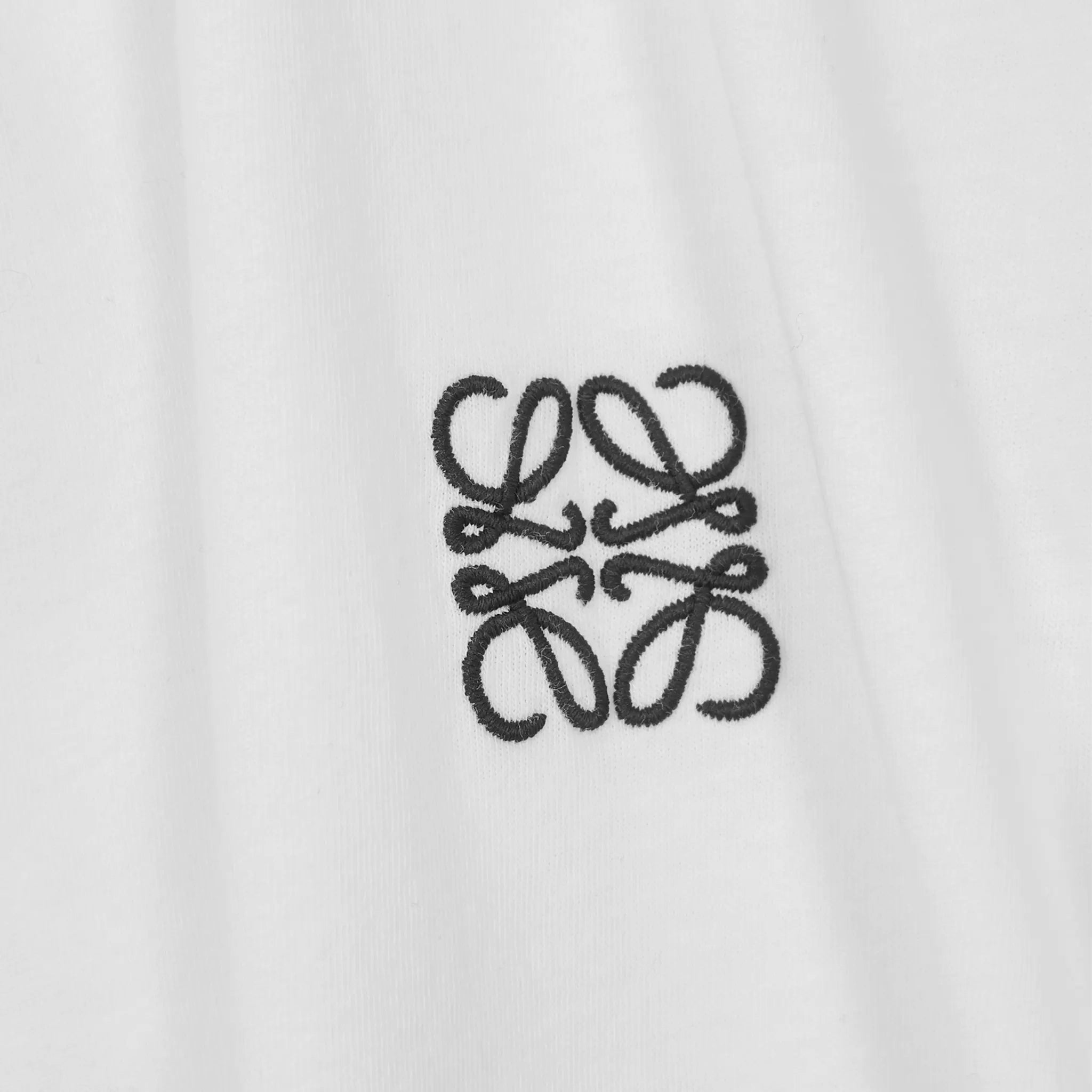 Model detail view of Loewe Anagram Embroidered White Black T Shirt S359Y22X28-2101